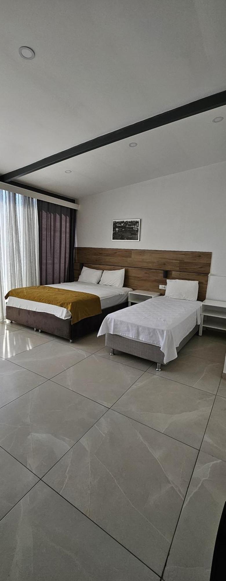 Tut Hotel Antalya Bagian luar foto